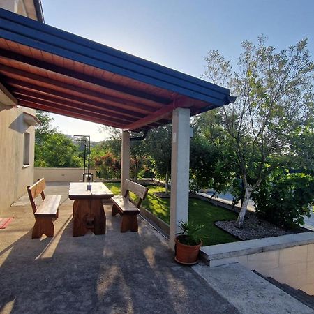 Apartments In Rijeka, Free Parking And Large Terrace, 15Min Drive From The Beach Buitenkant foto